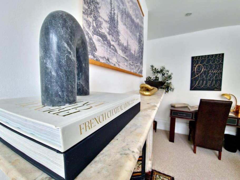 The Stray Adjacent, Interior-Designed 2-Bed Apartment- Luxury Harrogate Extérieur photo
