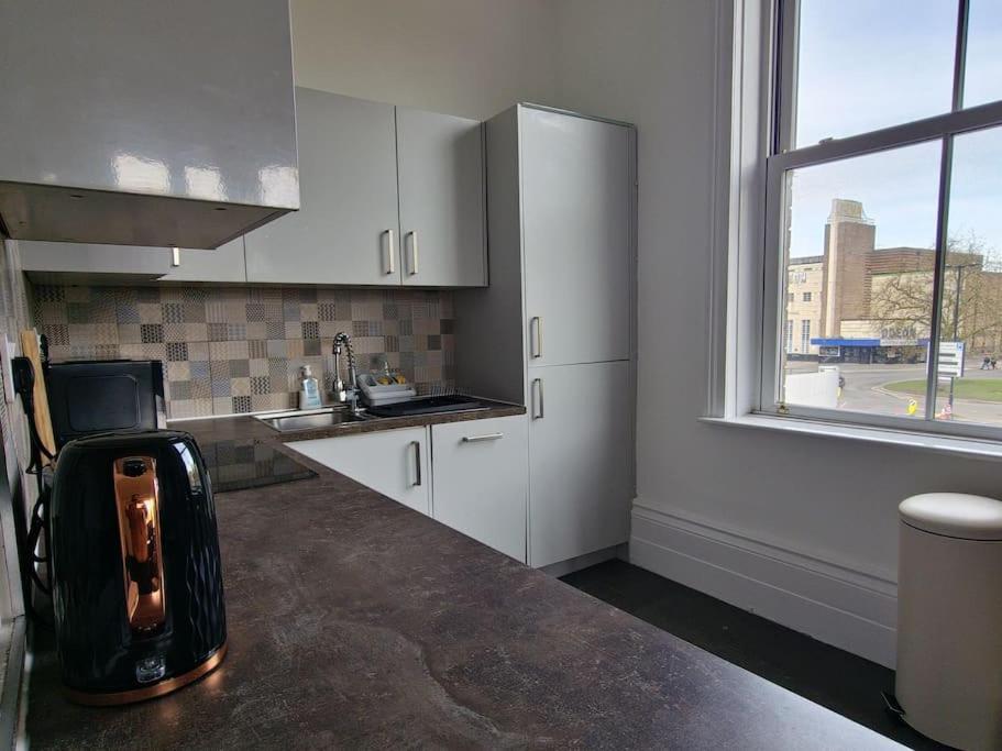 The Stray Adjacent, Interior-Designed 2-Bed Apartment- Luxury Harrogate Extérieur photo